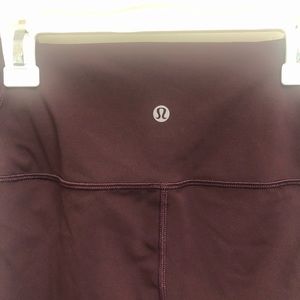 Burgundy lululemon cropped leggings w mesh inserts
